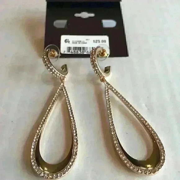 Guess new Pave lined Dangle Earrings - Picture 8 of 8